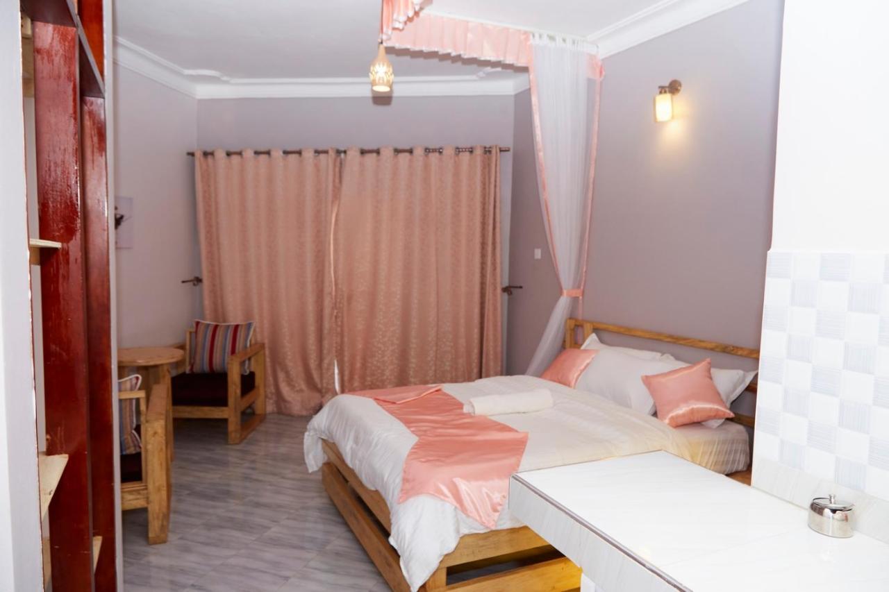 Westway Luxury Suites Mbarara Εξωτερικό φωτογραφία