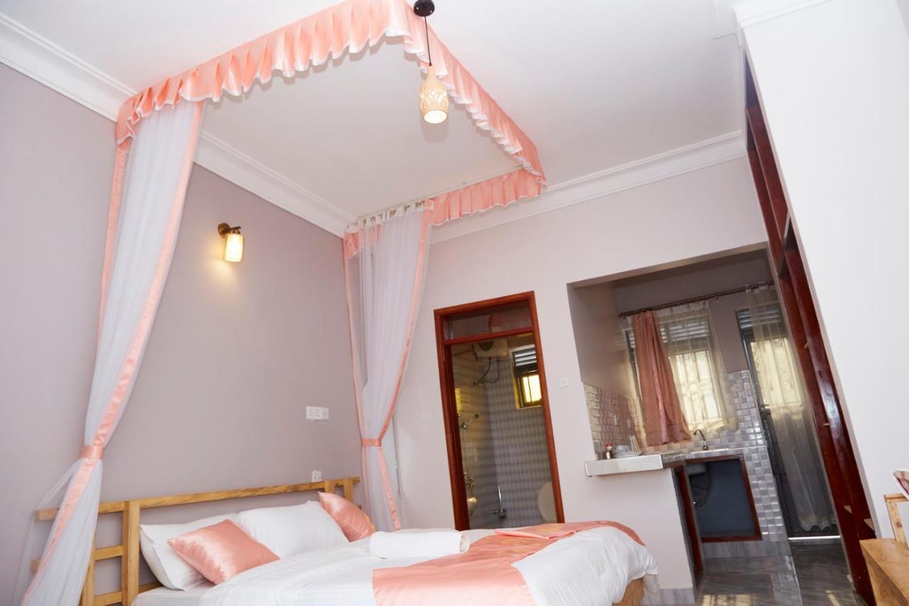 Westway Luxury Suites Mbarara Εξωτερικό φωτογραφία