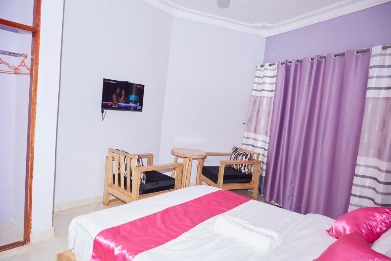 Westway Luxury Suites Mbarara Εξωτερικό φωτογραφία